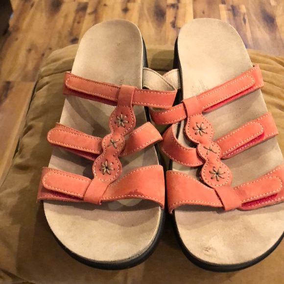 SAS Shoes - SAS slip on sandal with three bands. Size 9, orange